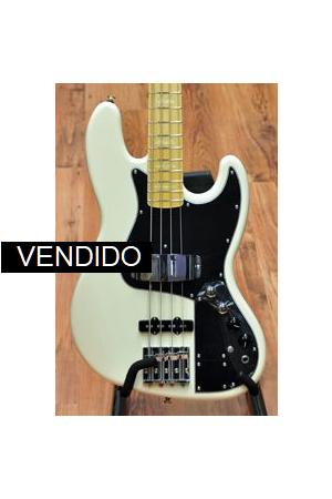 Fender Marcus Miller Olympic White Fender Marcus Miller Olympic White